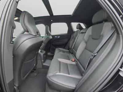 Volvo XC60 T6 Plus Dark / Hybride (2025) - Foto 13