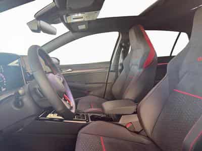 VW Golf CLUBSPORT (2025) - Foto 9
