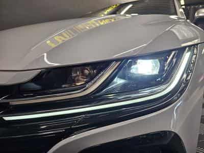 VW Arteon R Shooting Brake 2.0 TSI 320cv 4motion (2024) - Foto 7