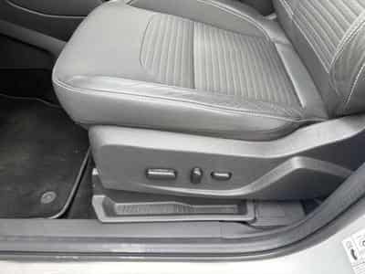 Ford Kuga 1.5 TDCI M6 CONNECT 120CV (2018) - Foto 11