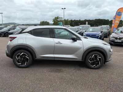 Nissan JUKE 1.6 HYBRID 143 N-CONNECTA (2023) - Foto 4