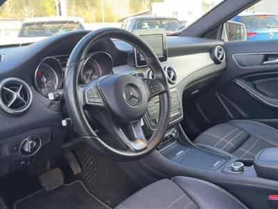 Mercedes GLA 180 D SENSATION 7G-DCT (2016) - Foto 10