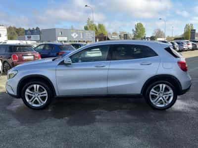 Mercedes GLA 180 D SENSATION 7G-DCT (2016) - Foto 8