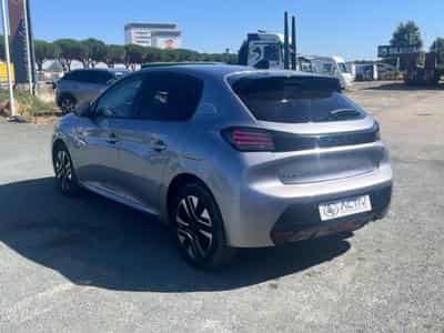 Peugeot 208 1.2 100 ALLURE (2025) - Foto 7