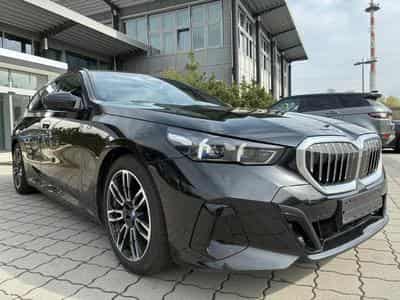 Bmw 530 5er - 530 e M Sport (EURO 6e) (2024) - Foto 1