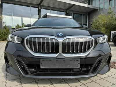 Bmw 530 5er - 530 e M Sport (EURO 6e) (2024) - Foto 3