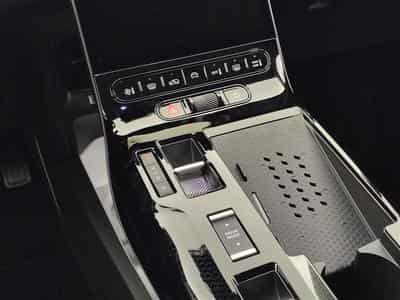 Citroen C5 Aircross 1.2 Hybrid 145cv E-DCS6 Plus NAVI / FULL LED / CAMERA / JA19 (2026) - Foto 12