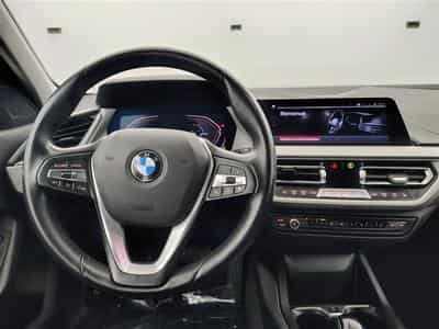 BMW 116 dA Navi Cockpit / Led / PDC av+ar (2022) - Foto 9