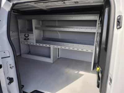 Peugeot Expert 2.0 BlueHDi EAT8 L2 NAVI CLIM / TEL / PDC AV-AR (2023) - Foto 14