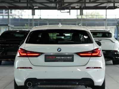 BMW 118 I Sport Line *2.Hand *LiveCockpit*Sportsitze (2021) - Foto 9
