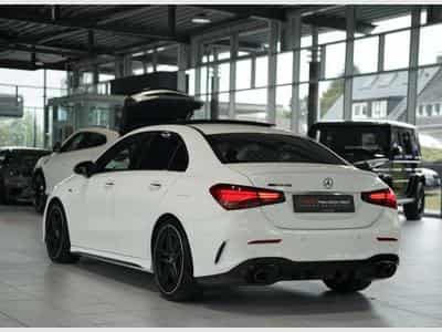 Mercedes A 35 AMG 4M Limousine *1.H *Memory *Pano *Night (2025) - Foto 10