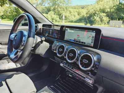 Mercedes A 35 AMG 4Matic (177.051) (2019) - Foto 10