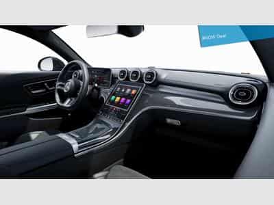 Mercedes CLE 200 Coupé (2025) - Foto 11