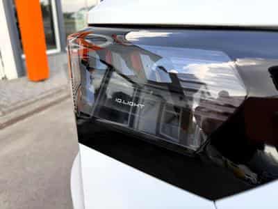 VW T-Roc R-Line 2026 ACC+CAMERA+EHK+SHZ+18”LM+LED PLUS (2026) - Foto 11