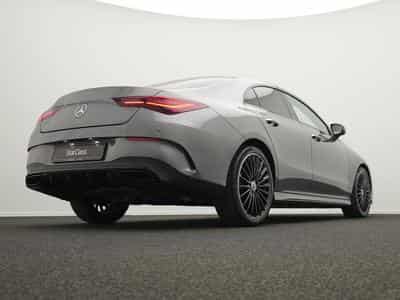 Mercedes CLA 200 AMG-Line Cpe Multi+Kamera+Night+19" (2025) - Foto 11