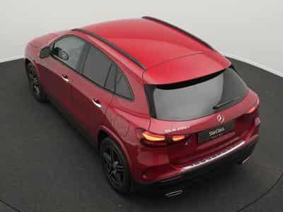 Mercedes GLA 200 d AMG-Line Multi+Kamera+AHK+Night (2025) - Foto 13