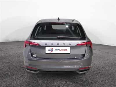 Skoda Scala 1.0 TSI 95cv Clever CARPLAY / FULL LED / PDC AR (2026) - Foto 5