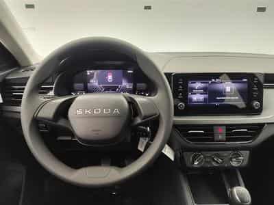 Skoda Scala 1.0 TSI 95cv Clever CARPLAY / FULL LED / PDC AR (2026) - Foto 9