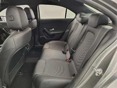 Mercedes A 250 e PHEV Business Solution Navi / Led / PDC av+ar (2021) - Foto 13