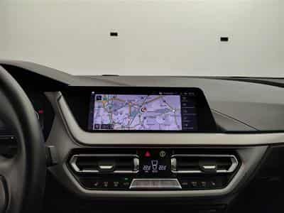 BMW 116 i Business Line NAVI / FULL LED / ALU / PDC (2021) - Foto 11