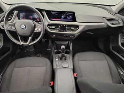 BMW 118 i Navi Cockpit / Led / PDC av+ar (2021) - Foto 8