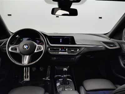 BMW 118 i Pack M Navi Cockpit / Led/ PDC+Caméra (2022) - Foto 8