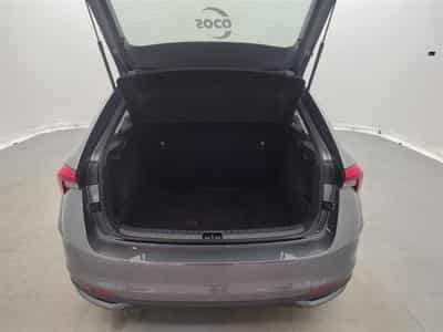 Skoda Scala 1.0 TSI 95cv Clever CARPLAY / FULL LED / PDC AR (2026) - Foto 14