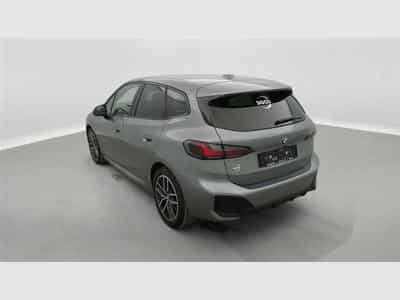 BMW 218 Active Tourer Pack M 218i (2022) - Foto 2