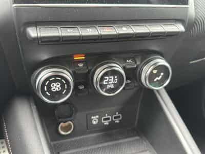 Renault Captur 1.6 E-TECH HYBRIDE 145 RS LINE (2022) - Foto 13