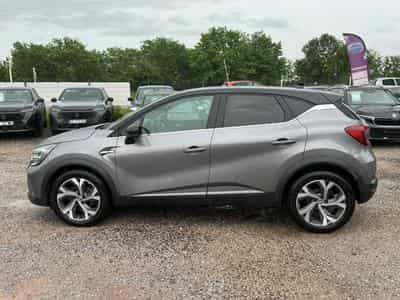 Renault Captur 1.6 E-TECH HYBRIDE 145 RS LINE (2022) - Foto 8