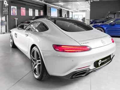 Mercedes AMG GT S AMG RIDE CONTROL° AMG 19° BURMESTER° (2016) - Foto 7