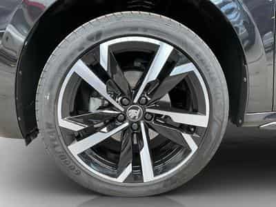 Skoda Kamiq Monte-Carlo+DSG+P.Ass+Navi+LED (2025) - Foto 8