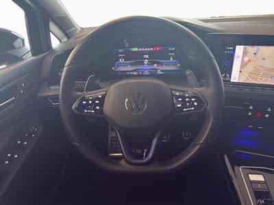 VW Golf PERFORMANCE (2024) - Foto 10