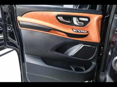 Mercedes V 300 d 4MATIC EXTRALANG AMG-LINE – MH VIP DESIGN (2021) - Foto 8