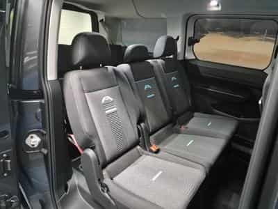 Ford Tourneo Active 2.0 Ecoblue 122cv M6 AWD (2026) - Foto 11