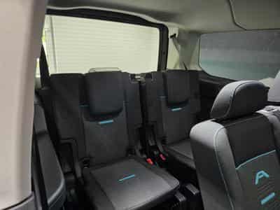 Ford Tourneo Active 2.0 Ecoblue 122cv M6 AWD (2026) - Foto 12