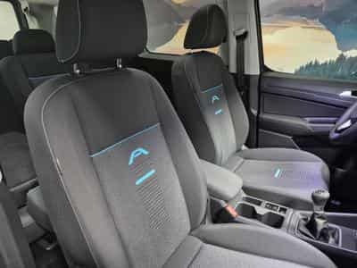 Ford Tourneo Active 2.0 Ecoblue 122cv M6 AWD (2026) - Foto 8