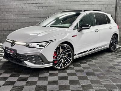 VW Golf (2024) - Photo 4