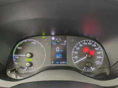 Toyota Yaris 1.5i VVT-i Hybrid E-CVT CARPLAY / CLIM (2025) - Foto 10