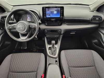 Toyota Yaris 1.5i VVT-i Hybrid E-CVT CARPLAY / CLIM (2025) - Foto 8