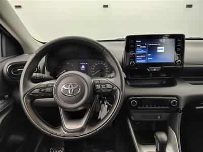 Toyota Yaris 1.5i VVT-i Hybrid E-CVT CARPLAY / CLIM (2025) - Foto 9
