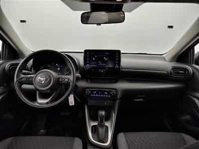 Toyota Yaris 1.5i VVT-i Hybrid E-CVT CARPLAY / CLIM (2025) - Foto 8