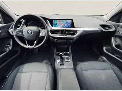 BMW 118 118i Automatique // Révisée Et Garantie ✅✅✅ (2022) - Foto 9