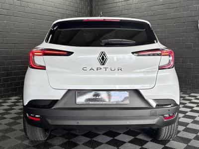 Renault Captur 1.3 TCE 160 CV TECHNO **Caméra** Sièges Chauff.** ACC ** (2025) - Foto 6