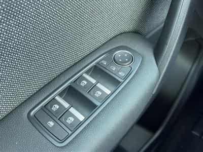 Renault Captur 1.2 TCE 115 TECHNO (2026) - Foto 11
