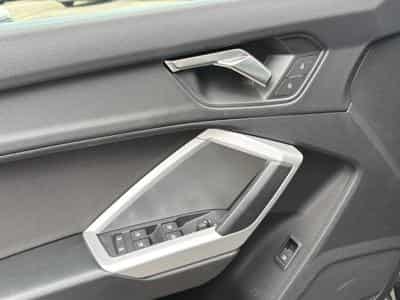 Audi Q3 45 TFSI E 245 S TRONIC 6 (2023) - Foto 13