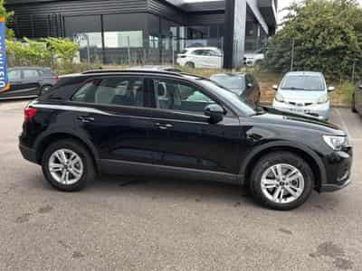 Audi Q3 45 TFSI E 245 S TRONIC 6 (2023) - Foto 4