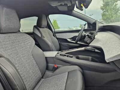 Peugeot 3008 1.2 HYBRID 145 ALLURE BUSINESS E-DCS6 (2025) - Foto 11