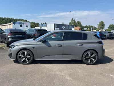 Peugeot 308 1.2 HYBRID 145 GT E-DCS6 (2025) - Foto 8