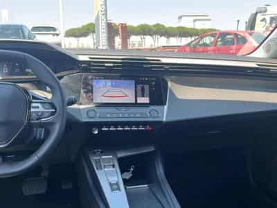 Peugeot 308 1.5 BLUEHDI 130 ALLURE EAT8 (2025) - Foto 12